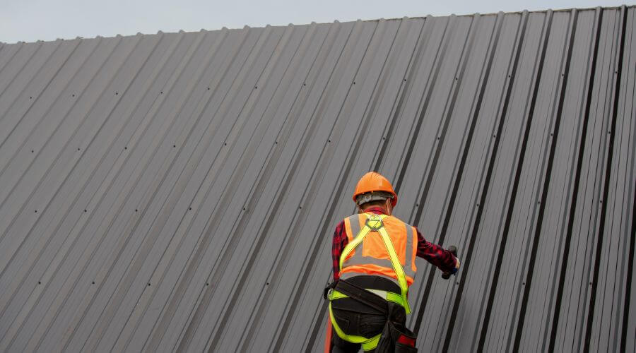Professional metal roof installation services in Mammoth Cave, KY